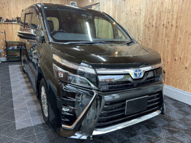 トヨタ ヴォクシーの徹底洗車