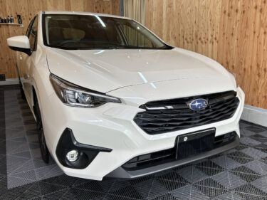 スバル インプレッサ【徹底洗車＋フロントガラス撥水コート】