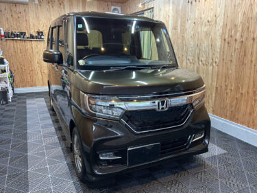 ホンダ N-BOX【徹底洗車・車内クリーニング】